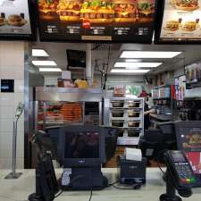 Coles Express | 2 Highway Plaza & Bruce Hwy &, Hicks Rd, Mount Pleasant QLD 4740, Australia