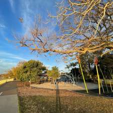 Paddlers Paradise | Newport | Endeavour Park, 80 Endeavour Esplanade, Newport QLD 4020, Australia