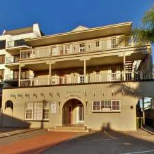 La Mancha Holiday Suites | 8 St Johns Row, Glenelg SA 5045, Australia