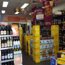 BWS Runaway Bay Oxley Circle | Shop 1 Oxley Circle Shopping Centre, Oxley Dve & Lae Ave, Runaway Bay QLD 4216, Australia