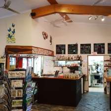 Lync-Haven Cafe | LOT 44 Cape Tribulation Rd, Mossman QLD 4873, Australia