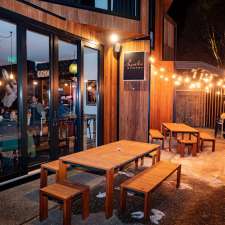 Huski Kitchen | 3 Sitzmark St, Falls Creek VIC 3699, Australia