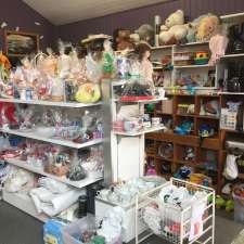 Geeveston school & Community Opshop | Geeveston TAS 7116, Australia