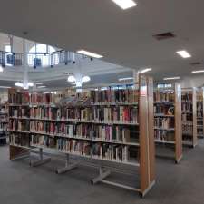 Tuggeranong Library | 175/245 Cowlishaw St, Greenway ACT 2900, Australia