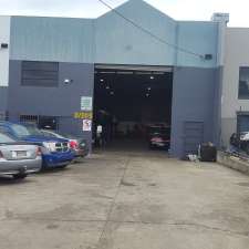 Auto Plus | 3/105 Merola Way, Campbellfield VIC 3061, Australia