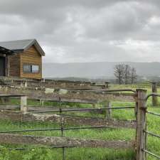 Tiny Home Big Views | Comleroy Rd, Kurrajong NSW 2758, Australia