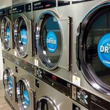 Laundered Ormeau Laundromat | Shop 7/29 Peachey Rd, Ormeau QLD 4208, Australia