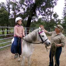 Fernhill Australia Arms | 3109 Great Western Hwy, Hartley NSW 2790, Australia