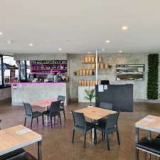 Confessions Bar and Eatery | 1/121 Mooloolaba Espl, Mooloolaba QLD 4557, Australia