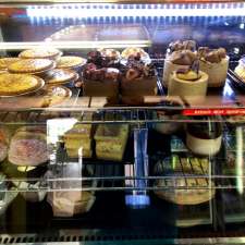 Kellerberrin Pie Shop and Bakery | 72 Massingham St, Kellerberrin WA 6410, Australia