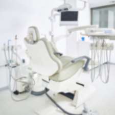 DI Dental Implant Centre | 4/2 Stadium Cct, Mulgrave VIC 3170, Australia