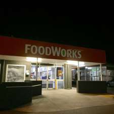 Foodworks South Gladstone | 119 Toolooa St, South Gladstone QLD 4680, Australia