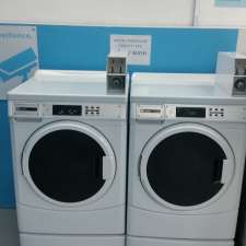 Dandenong Coin Laundry | 4 Ingrid St, Dandenong VIC 3175, Australia