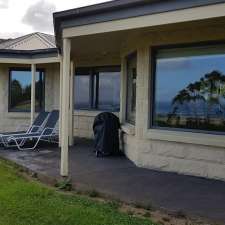 Glenoe Cottages | 235 Tuxion Rd, Apollo Bay VIC 3233, Australia