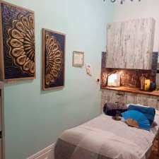 Massage à Paris by Aude Hin | Establishment | 103 George St, Kalbar QLD 4309, Australia