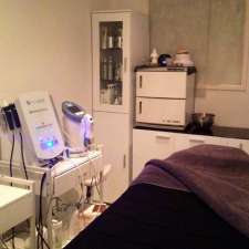Melbas Beauty & Health Massage Therapy | 194 Edinburgh Castle Rd, Wavell Heights QLD 4012, Australia
