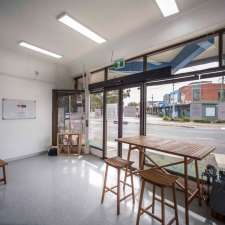 Clean and Dry Laundromat | 164a Elgar Rd, Box Hill South VIC 3128, Australia