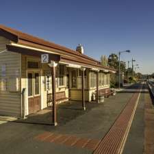 The Bank St Cottage | 9 Bank St, Avenel VIC 3664, Australia