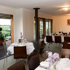 Sisters Rock Restaurant | 298 Lake Canobolas Rd, Canobolas NSW 2800, Australia