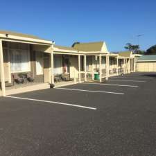 Pelicans Motel San Remo | 43 Back Beach Rd, San Remo VIC 3925, Australia