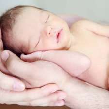 Birthing Mum | Utopia Ct, Tallai QLD 4213, Australia