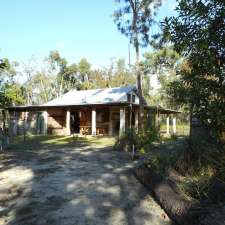 Byfield Cabins | 218 Yaxleys Rd Do not go onto Cahills road.It is, marked incorrectly, Byfield QLD 4703, Australia