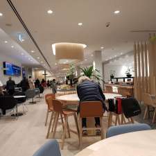 Qantas Club | Melbourne Airport, Airport Dr, Melbourne Airport VIC 3045, Australia