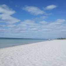 Abbey Beach Shack | 28 Averil St, Abbey WA 6280, Australia