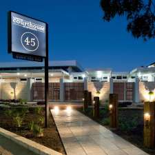 Loxton Courthouse Apartments | 45 Bookpurnong Terrace, Loxton SA 5333, Australia