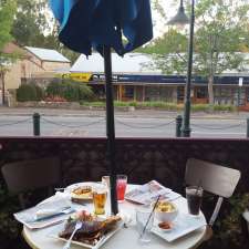 Blumberg Hotel | 24 Shannon St, Birdwood SA 5234, Australia