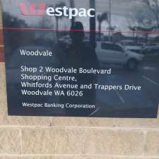 Westpac | Woodvale Boulevard Shopping Centre 2 Whitfords Ave &, Trappers Dr, Woodvale WA 6026, Australia