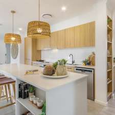 Cottontree - Aura Display Home by Vantage Homes | 6 Patricia La, Bells Creek QLD 4551, Australia