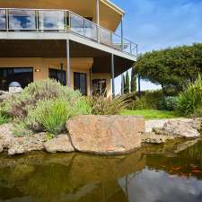 Hilltop Apartments Phillip Island | 124-128 Red Rocks Rd, Cowes VIC 3922, Australia