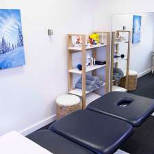 Village Physiotherapy Shellharbour | 56 Wattle Rd, Shellharbour NSW 2529, Australia