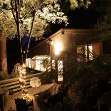 Treetop Stay | 342 Mount Dandenong Tourist Rd, Sassafras VIC 3787, Australia
