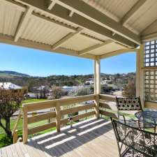 Omeo Miners Cottage | 9 Camp St, Omeo VIC 3898, Australia