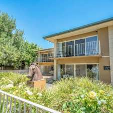 Angaston Mews Apartments | 8 Murray St, Angaston SA 5353, Australia