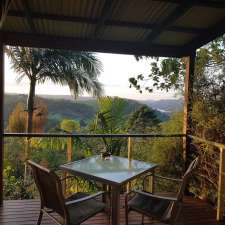 Lillypilly's Cottages & Day Spa | 584 Maleny - Montville Rd, Maleny QLD 4552, Australia