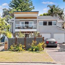 Forries Beach Haven | Bluewave Cres, Forresters Beach NSW 2260, Australia