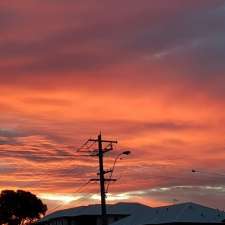 Gum Tree Lunch Bar | 328 Orrong Rd, Welshpool WA 6106, Australia