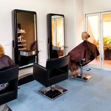 Seascape Hairdressing, Massage and Beauty | 3 Tweed Coast Rd, Hastings Point NSW 2489, Australia