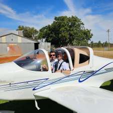 Riverina Wings Flight Training | Old Aerodrome Rd, Griffith NSW 2680, Australia