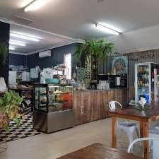 Alicia's Coffee, Cake, Flowers | 58 Ballantyne St, Wudinna SA 5652, Australia