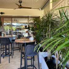 Wylde Oak Cafe | 16 Wakelands Rd, Sapphire Beach NSW 2450, Australia