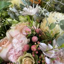 Ellamore Flowers | 36 Springton Rd, Williamstown SA 5351, Australia