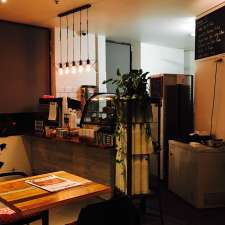 Shop30Coffee & 馄饨小馆 | Australia, Victoria, North Melbourne, 1-7 O'connell Street邮政编码: 3051