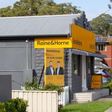 Raine & Horne Saratoga/Davistown | 8 Mimosa Ave, Saratoga NSW 2251, Australia