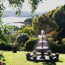 Beauty Point Cottages | 14 Flinders St, Beauty Point TAS 7270, Australia