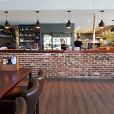 Brewvino Bar | 75 Mandurah Terrace, Mandurah WA 6210, Australia