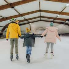 Blue Mountains Ice Skating Rink | 1 Sublime Point Rd, Leura NSW 2780, Australia